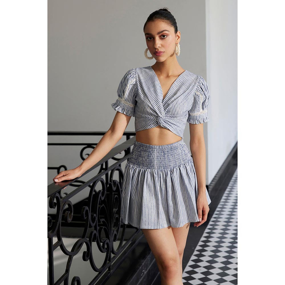 Kay Kay BY KKHUSHI SAHAII Women Stripe Printed Off White Mini Skirt