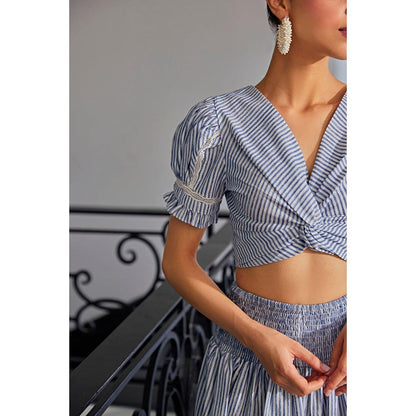 Kay Kay BY KKHUSHI SAHAII Women Stripe Printed Off White Mini Skirt
