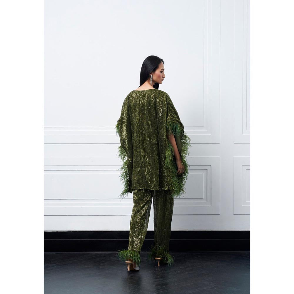 Kay Kay BY KKHUSHI SAHAII Green Hugo Sequinned Kaftan and Pant