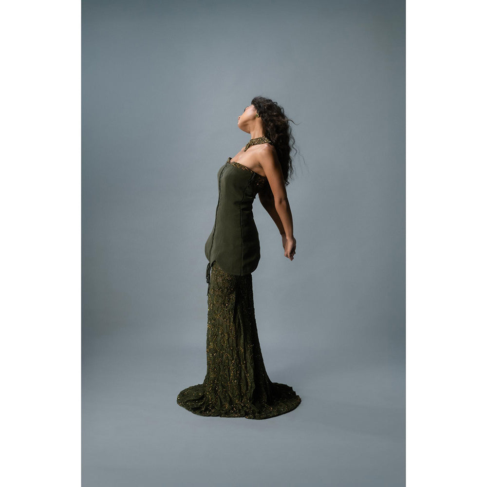 KHUMAAR SHUCHI BHUTANI The Olive Empress Top with Skirt and neckpiece