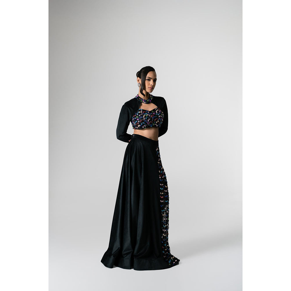 KHUMAAR SHUCHI BHUTANI The Twilight Rogue Black Co-Ord Set