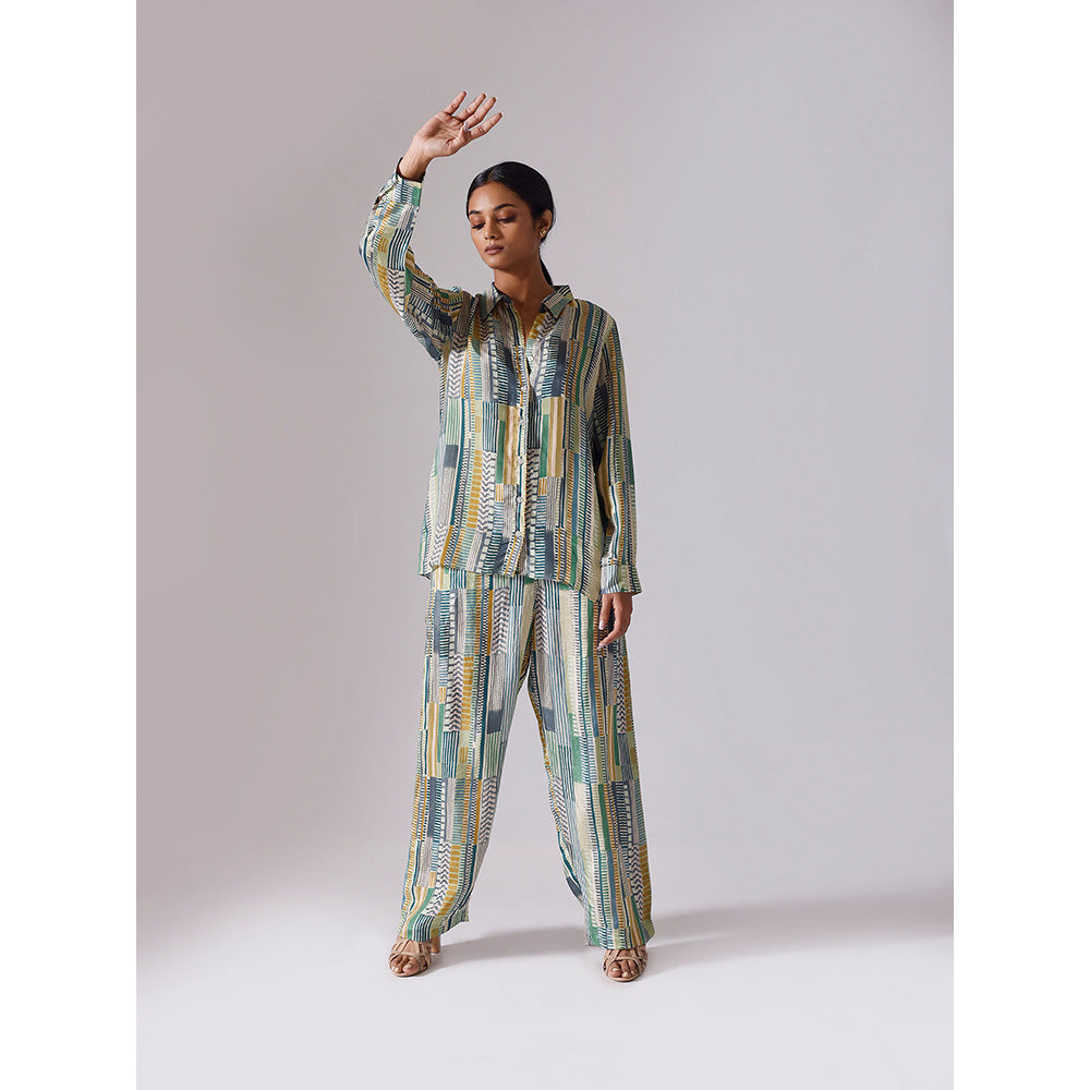 Klad Geometric Green Collar Neck Elastic Co-Ord (Set of 2)