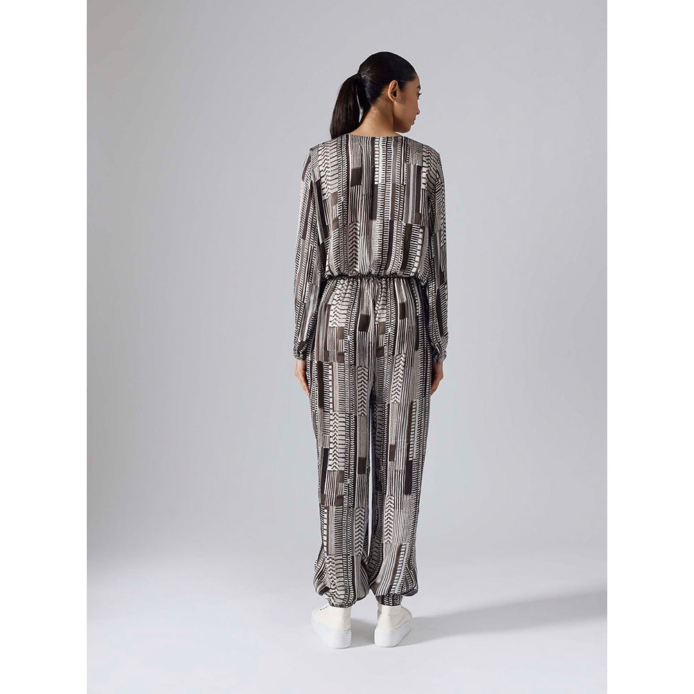 Klad Geometric Brown Round Neck Co-Ord (Set of 2)