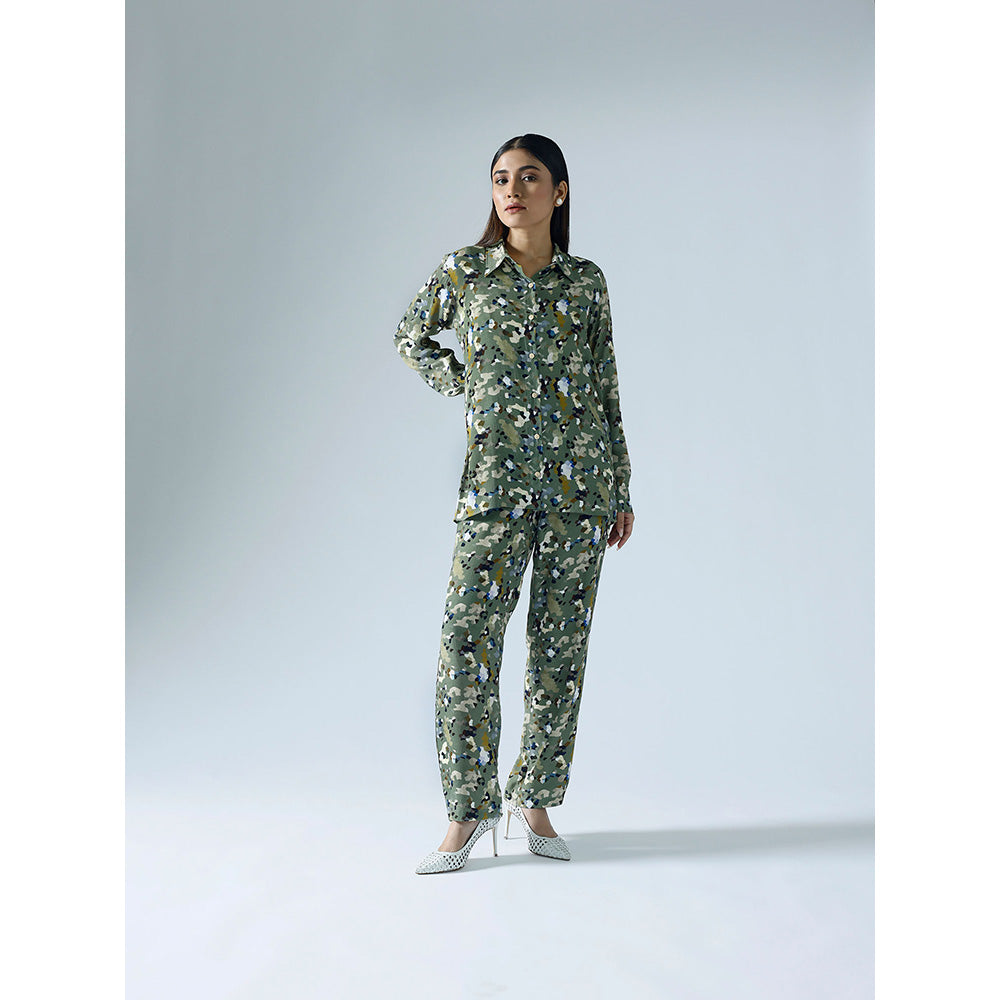 Klad Pixelated Green Collar Neck Co-Ord (Set of 2)