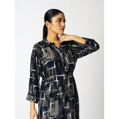 Klad Brick Black Drawstring Mandarin Neck Dress