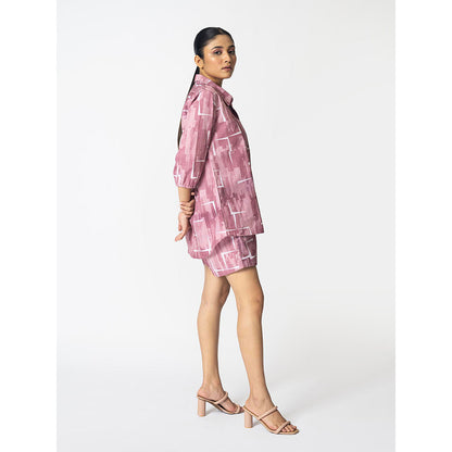 Klad Brick Printed Collar Neck Shirt and Shorts (Set of 2)
