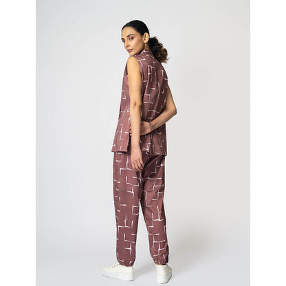 Klad Brick Printed Sleeveless Co-Ord (Set of 2)