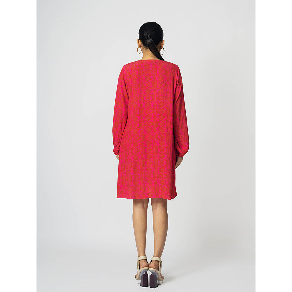 Klad Rhombus Pink V Neck Shift Dress