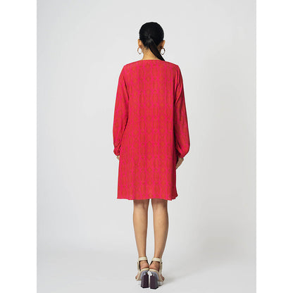 Klad Rhombus Pink V Neck Shift Dress