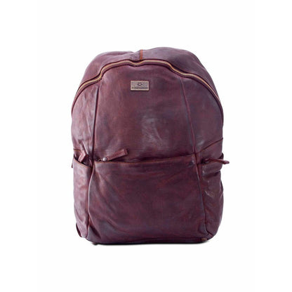 Kompanero Reuben - The Backpacker Brown