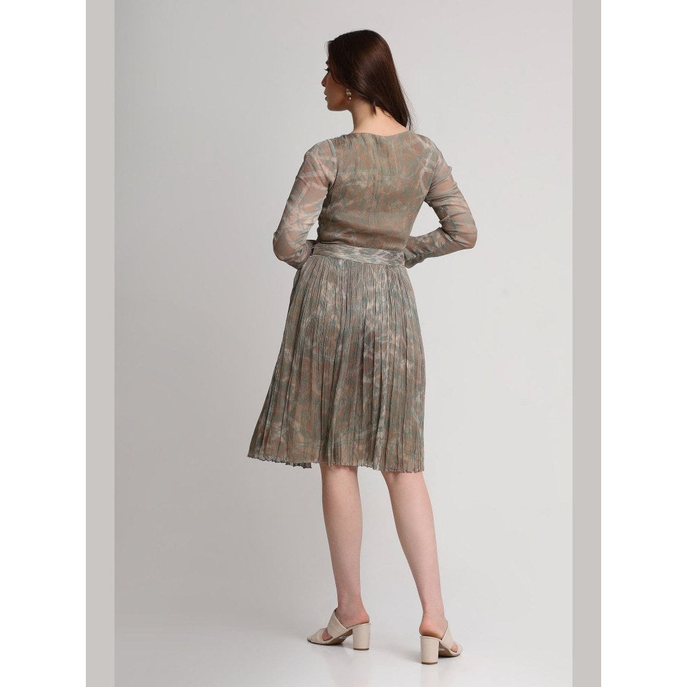 KOSWI Pearl Mouse Grey Abstract Print Overlap Crop Top