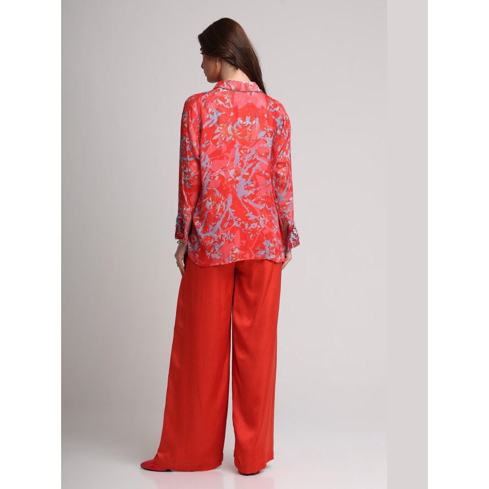 KOSWI Women Red Viscose Abstract Printed Shirt with Pant