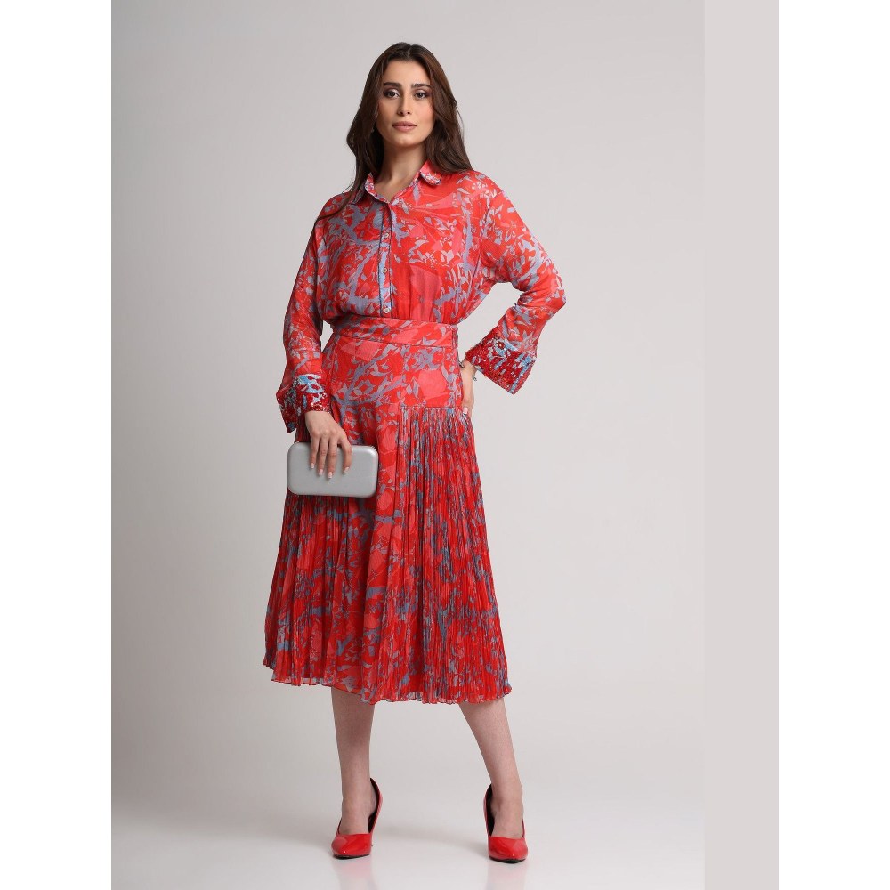 KOSWI Women Red Viscose Abstract Printed Shirt with Skirt