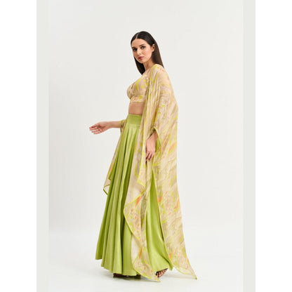 KOSWI Women Green Chinon Geometric Capes