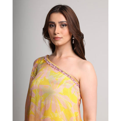 KOSWI Women Yellow Viscose Abstract Kurta with Pant