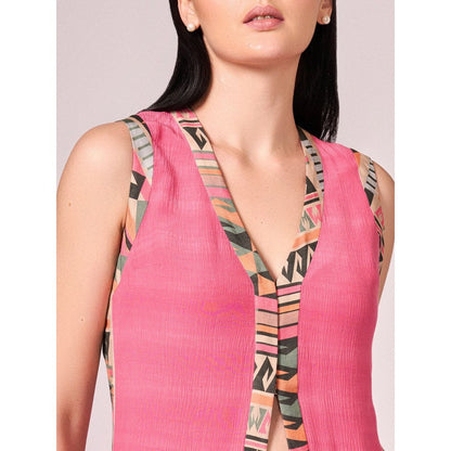 KOSWI Women Pink Cotton Silk Geometric Kurta with Pant