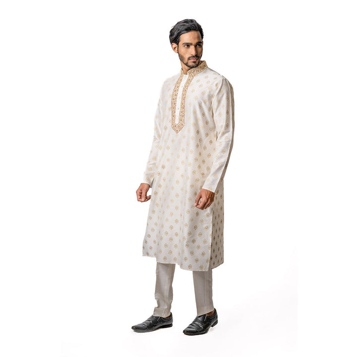 Krishna Mehta Off White Printed Kurta (Set of 2)