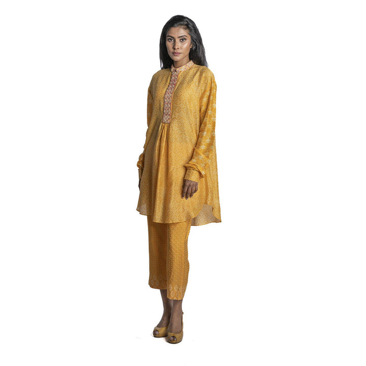 Krishna Mehta Yellow Chanderi Asymmetric Kurta (Set of 2)