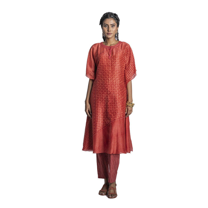 Krishna Mehta Red Chanderi Printed Kurta (Set of 2)