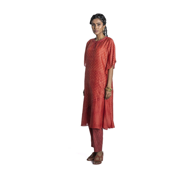 Krishna Mehta Red Chanderi Printed Kurta (Set of 2)