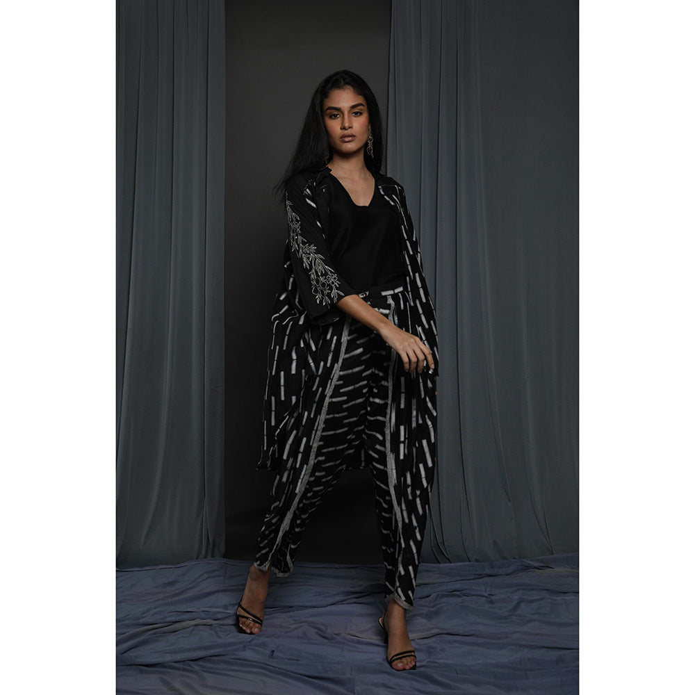 Krishna Mehta Black Printed Jacket