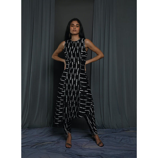 Krishna Mehta Black Printed Asymetric Kurta