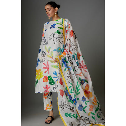 Kriti Bapna Multi-Colour Hand Painted Multicolour Kurta with Pant and Dupatta (Set of 3)