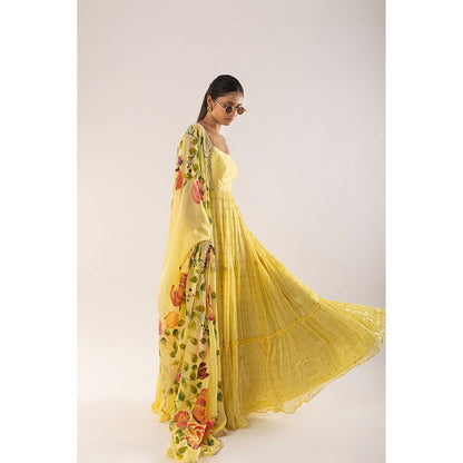 Kriti Bapna Yellow Tiered Anarkali And Dupatta (Set of 2)