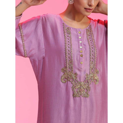Kudi Pataka Designs Lajjo-li Mauve Kurta With Chudidar & Dupatta (Set of 3)