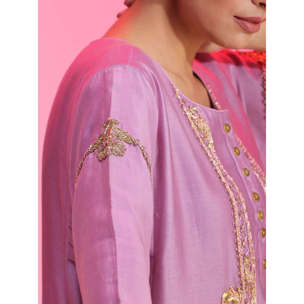Kudi Pataka Designs Lajjo-li Mauve Kurta With Chudidar & Dupatta (Set of 3)