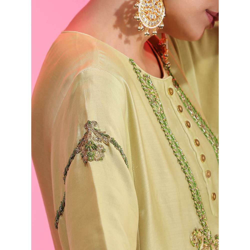 Kudi Pataka Designs Lajjo-yg Green Kurta With Chudidar & Dupatta (Set of 3)