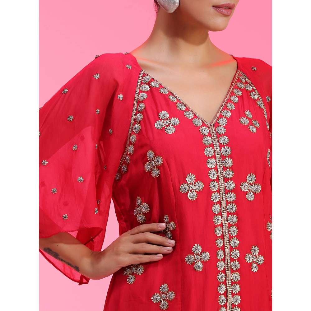 Kudi Pataka Designs Erum-re Red Kurta With Slip & Pant (Set of 3)