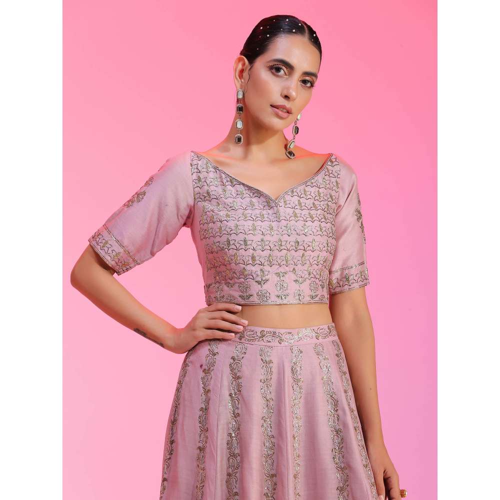 Kudi Pataka Designs Aafreen Mauve Classic Lehenga With Choli & Dupatta (Set of 3)