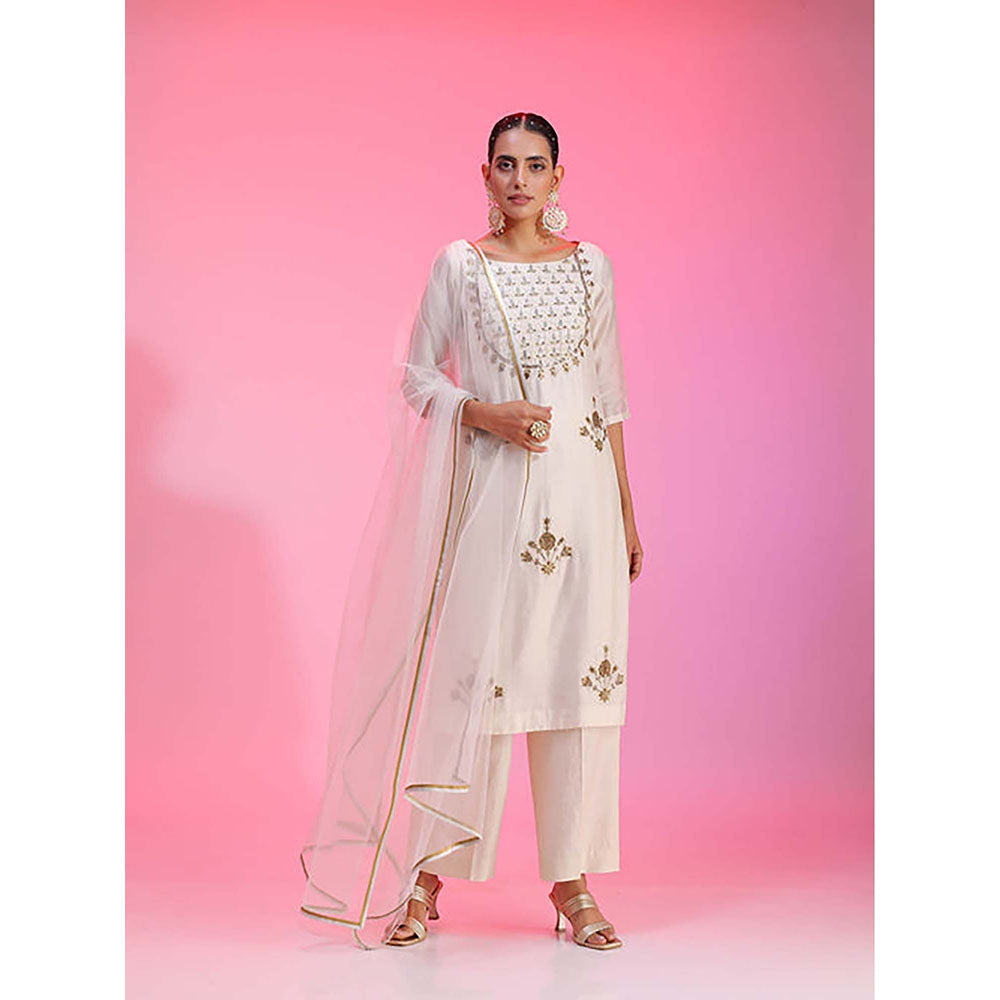 Kudi Pataka Designs Begam/Iv Kurta with Pant and Dupatta