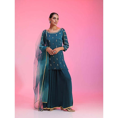 Kudi Pataka Designs Dhaaree/Te Kurta with Palazzo and Dupatta