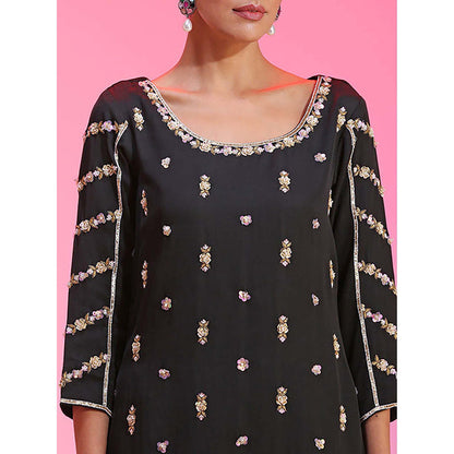 Kudi Pataka Designs Dharree/Bl Kurta with Sharara and Dupatta