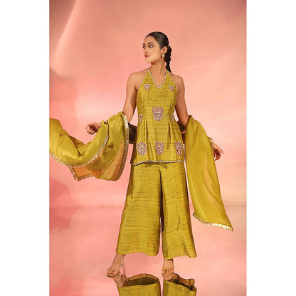 Kudi Pataka Designs Heena Kurta with Palazzo and Dupatta