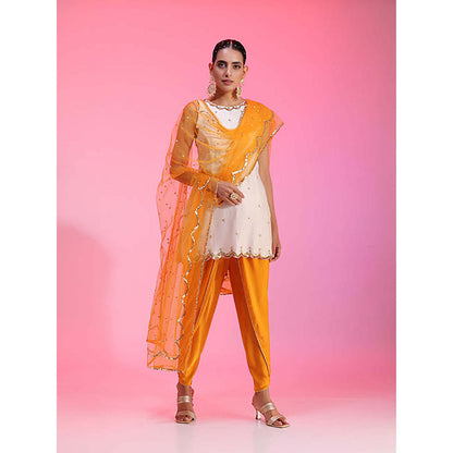 Kudi Pataka Designs Kamya Kurti with Pants and Dupatta