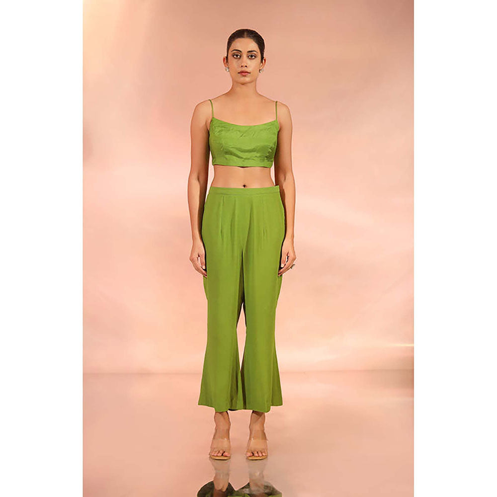Kudi Pataka Designs Pooja Kurta with Pant and Dupatta
