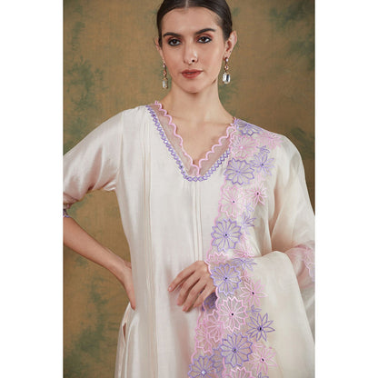 Label Nitika Ivory Embroidered Kurta Pant & Dupatta (Set of 2)