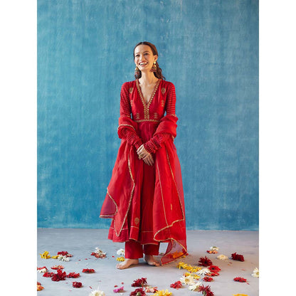 Label Earthen Nisha Kali Kurta with Pant & Dupatta (Set of 3)