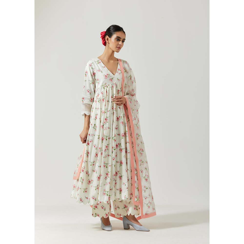 Label Earthen Women White Floral Anarkali Kurta with Pant & Dupatta (Set of 3)