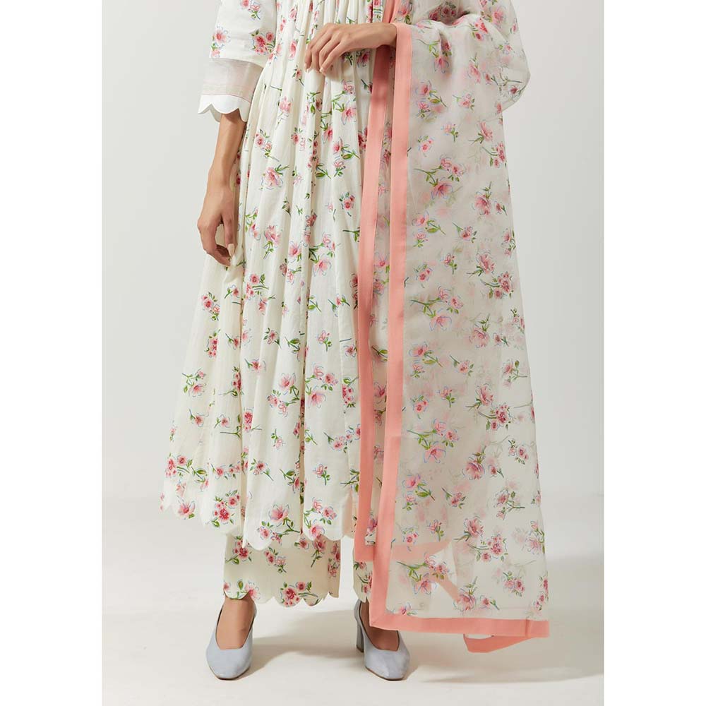 Label Earthen Women White Floral Anarkali Kurta with Pant & Dupatta (Set of 3)