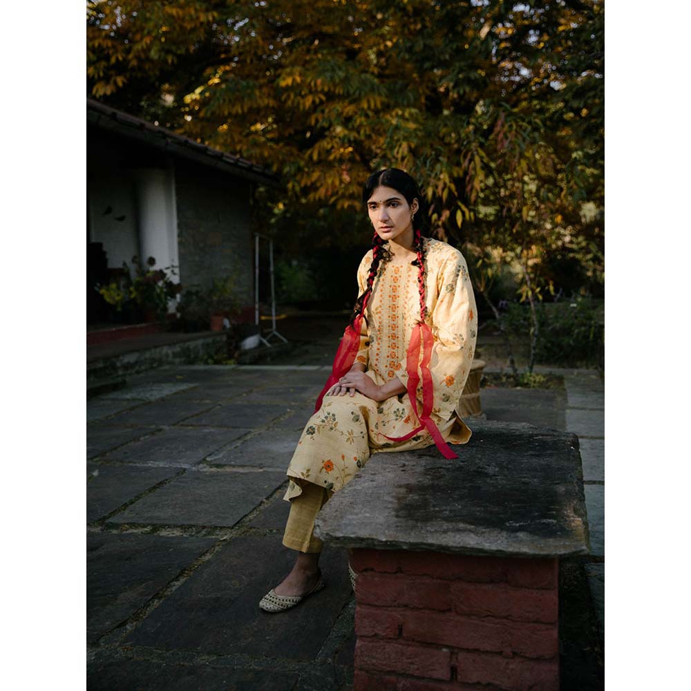 Label Earthen Women Yellow Floral Kurta with Pant (Set of 2)