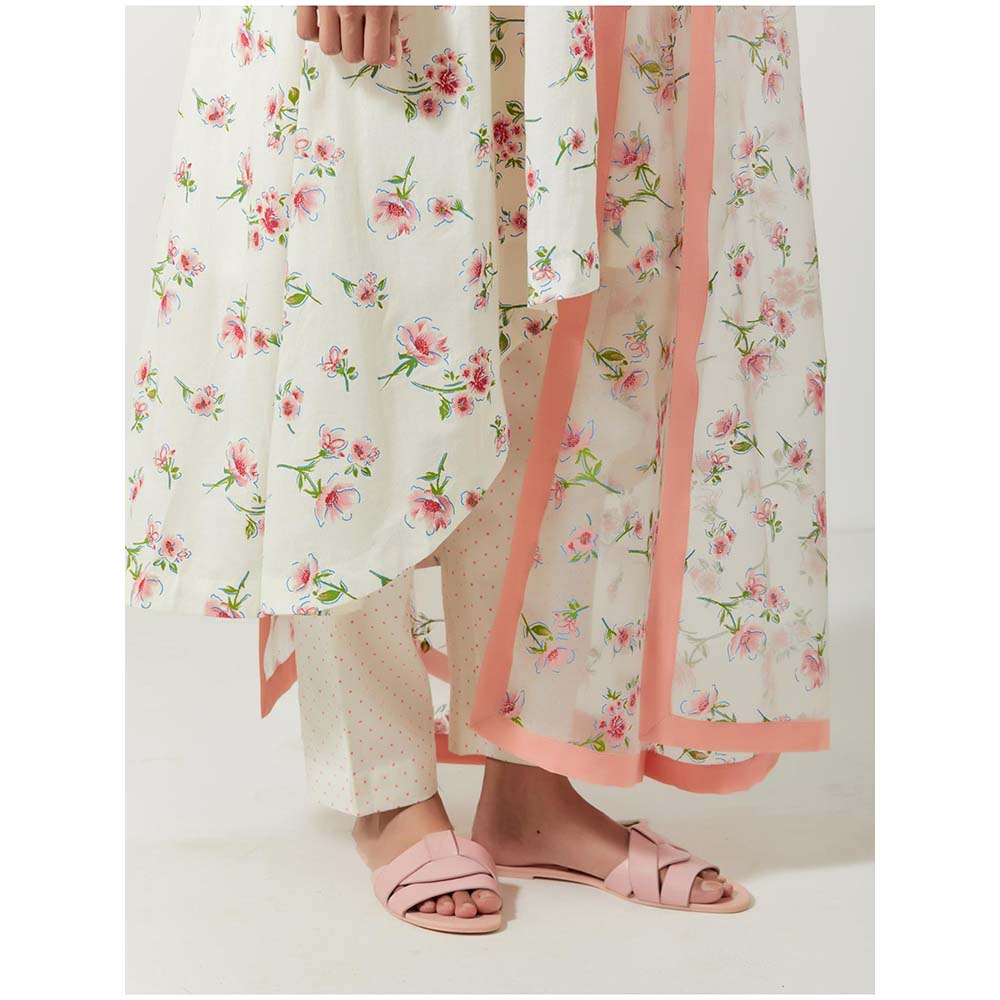 Label Earthen Women White Floral Kurta with Pant & Dupatta (Set of 3)