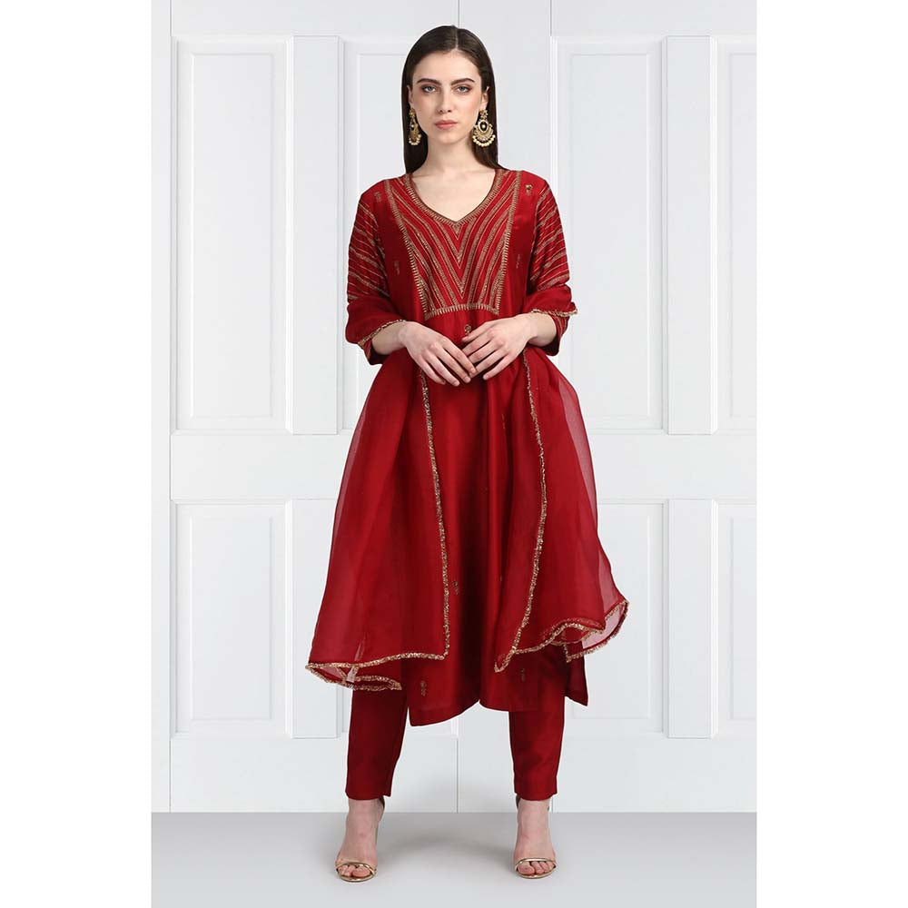 Label Earthen Women Maroon Embroidered Kurta with Pant & Dupatta (Set of 3)