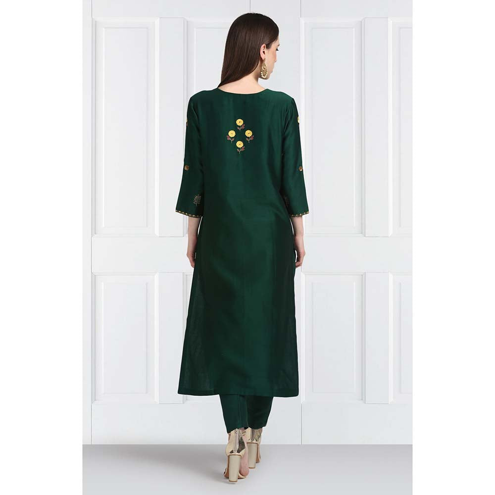 Label Earthen Women Green Embroidered Kurta with Pant & Dupatta (Set of 3)