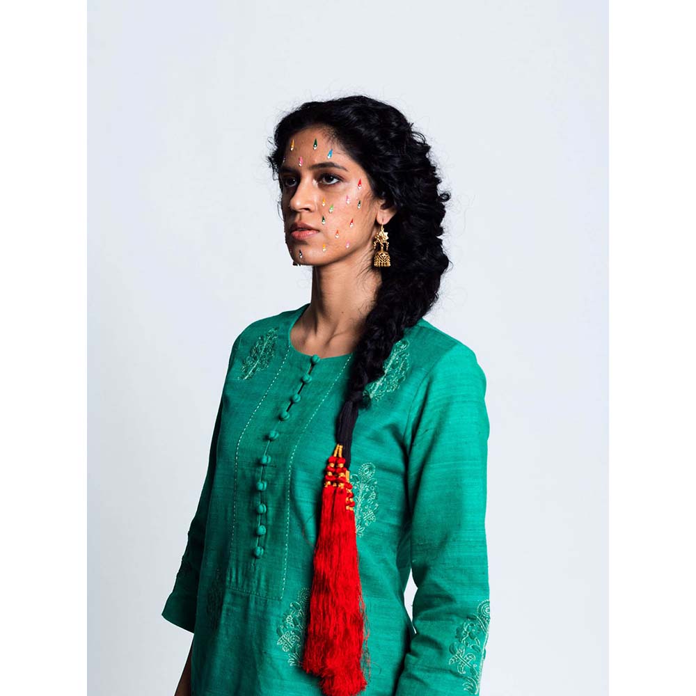 Label Earthen Women Green Embroidered Kurta with Pant & Dupatta (Set of 3)