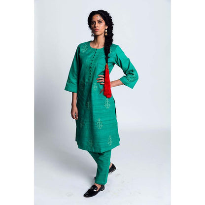 Label Earthen Women Green Embroidered Kurta with Pant & Dupatta (Set of 3)