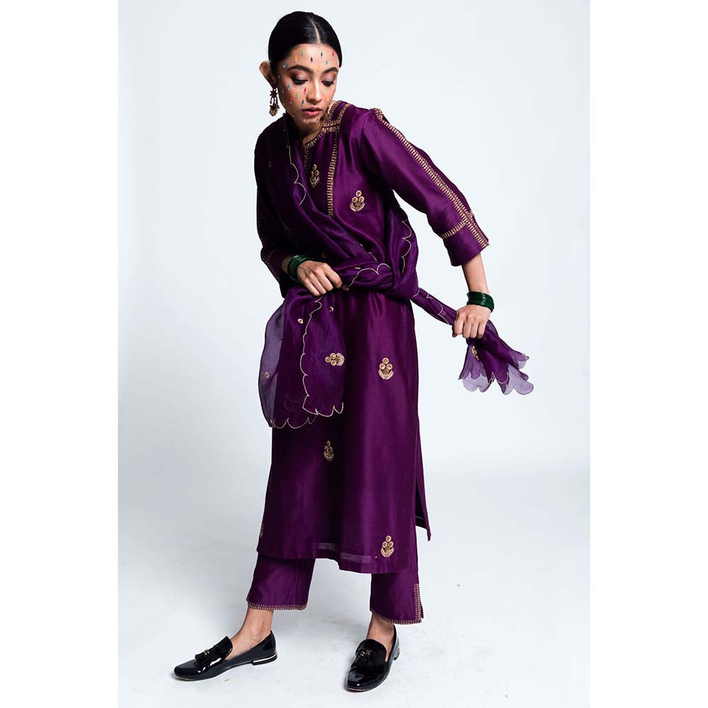 Label Earthen Women Purple Embroidered Kurta with Pant & Dupatta (Set of 3)